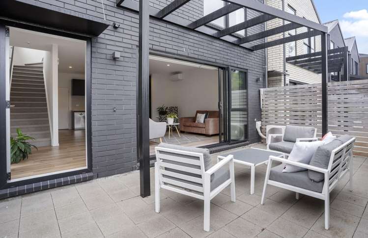 6 Kikorangi Lane Mount Wellington_11