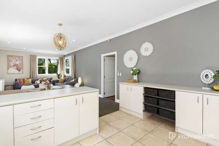 5 Kapuranga Grove Stokes Valley_5