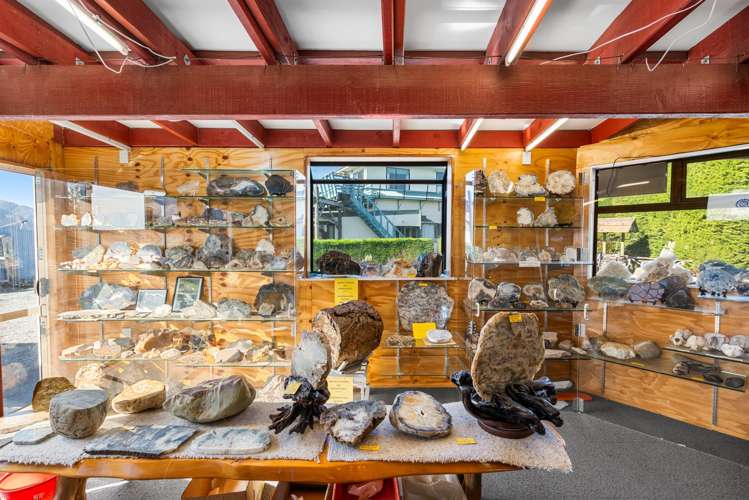 67 Hillview Road Birdlings Flat_24