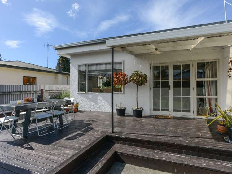 37 Harpham Street Taradale_17