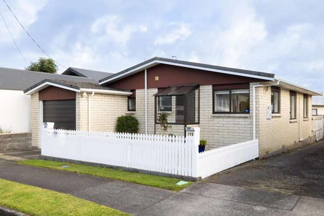 STRANDON, BRICK TOWNHOUSE