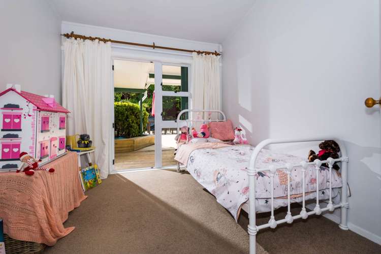 31 Martin Crescent Northcote_11