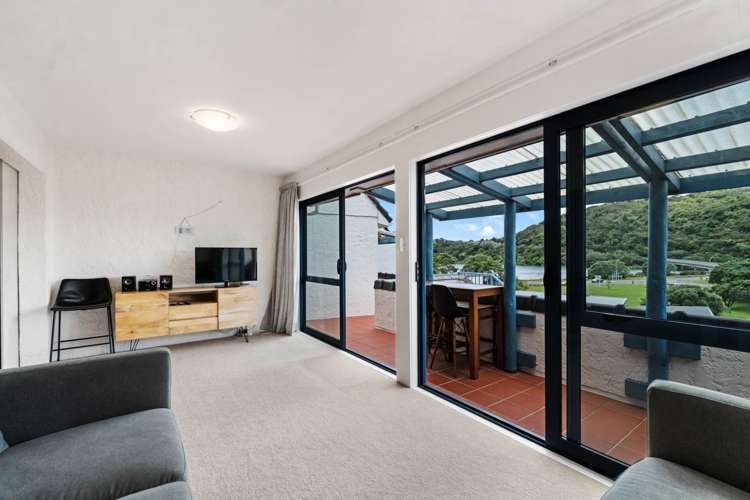 1E/2 Weranui Road Waiwera_9