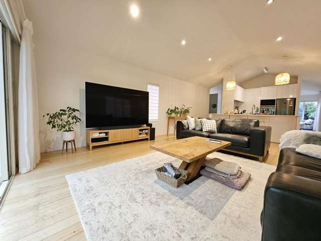 Executive Family Living in a Prime Albany Location