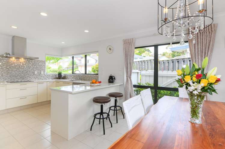 26 Bushlands Park Drive, Albany North Shore_3