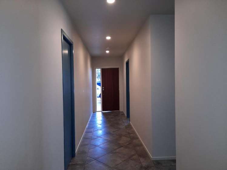 2/2 The Moorings 2765_1