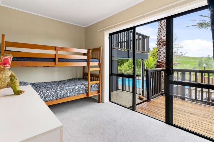 197 Forest Hill Road Waiatarua_16