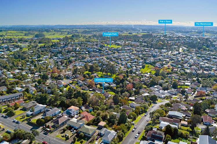 6 & 8 Kilcar Place Massey_8