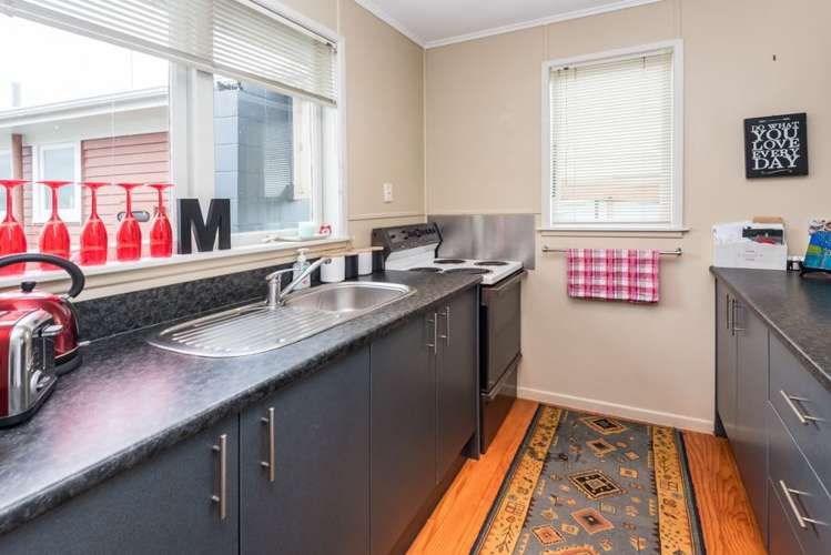 1/80 Gloria Avenue Te Atatu Peninsula_5