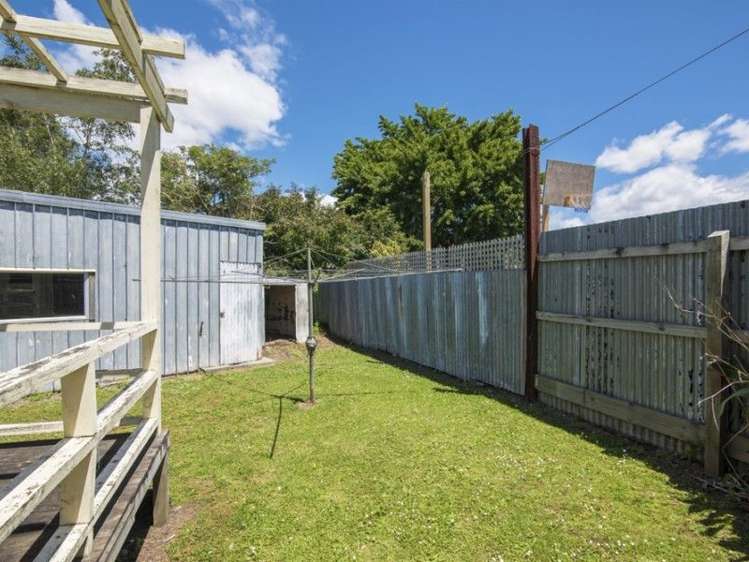 54 Broadway Picton_13