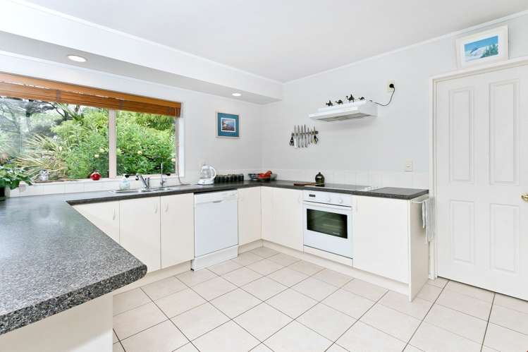 33 Millstream Drive Henderson_3