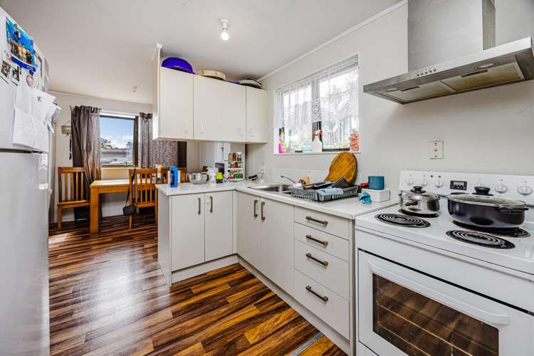 1/27 Silver Creek Road Clendon Park_1