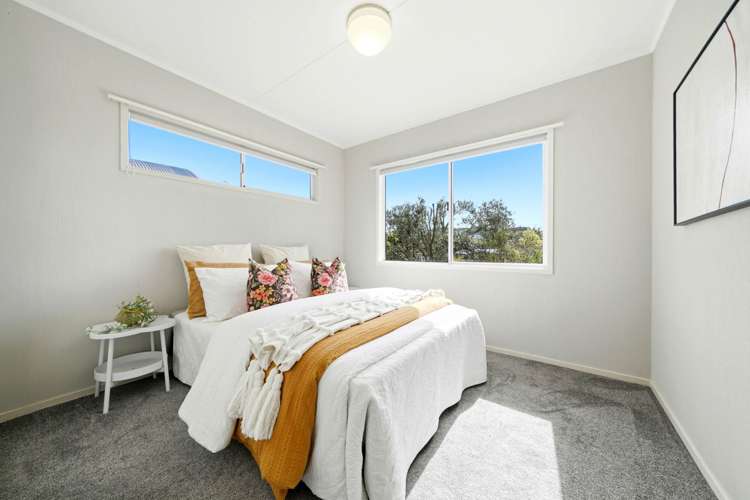 11 Marina Road Torbay_13