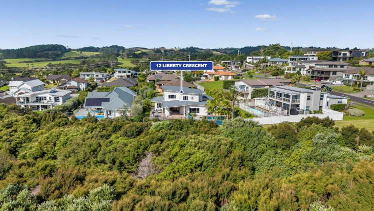 12 Liberty Crescent Beachlands_39