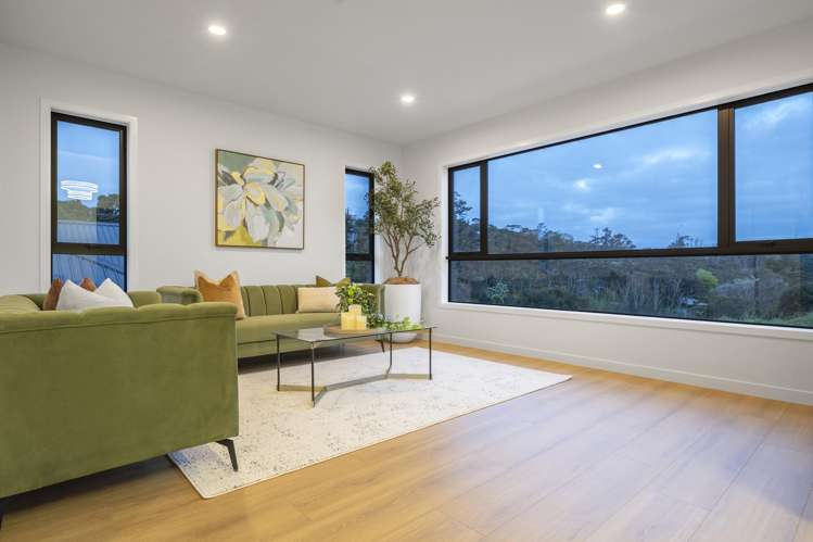 17 Awanui Road Red Beach_8