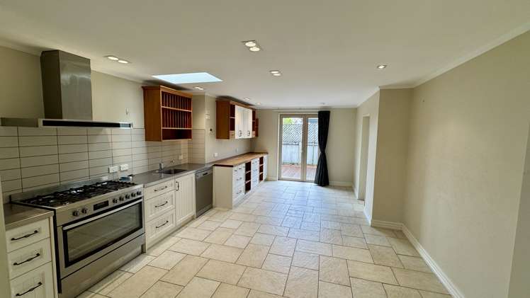 220 Gibson Quay Hokitika_1