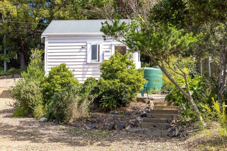 10 Putiki Road Ostend_21