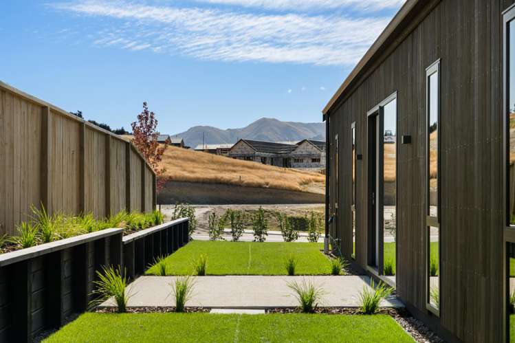9 Stonehenge Road Wanaka_20