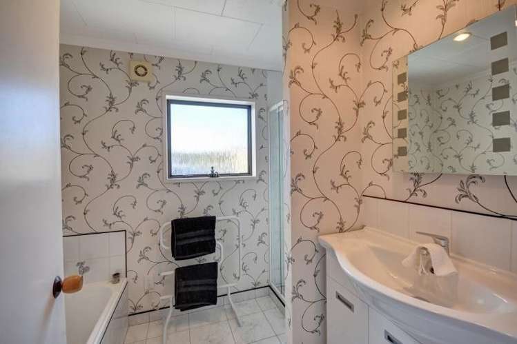 176 Brighton Road Waldronville_15