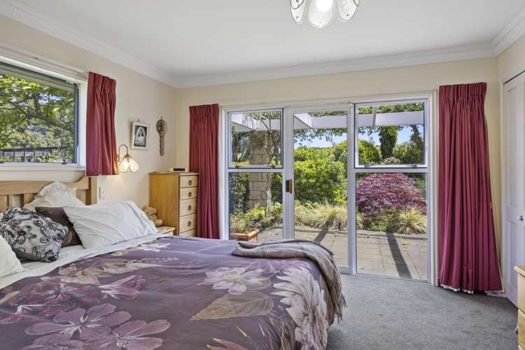 136 Bird Road Stratford_10