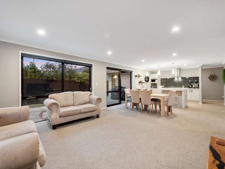 59 Kahuparere Crescent Pyes Pa_5