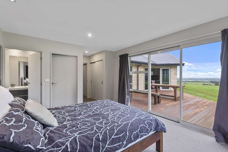 219 Davis Road Cust_12