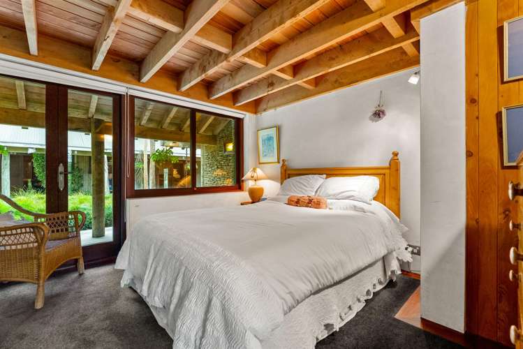 744 Waitakere Road and 42 Dysart Lane Kumeu_44