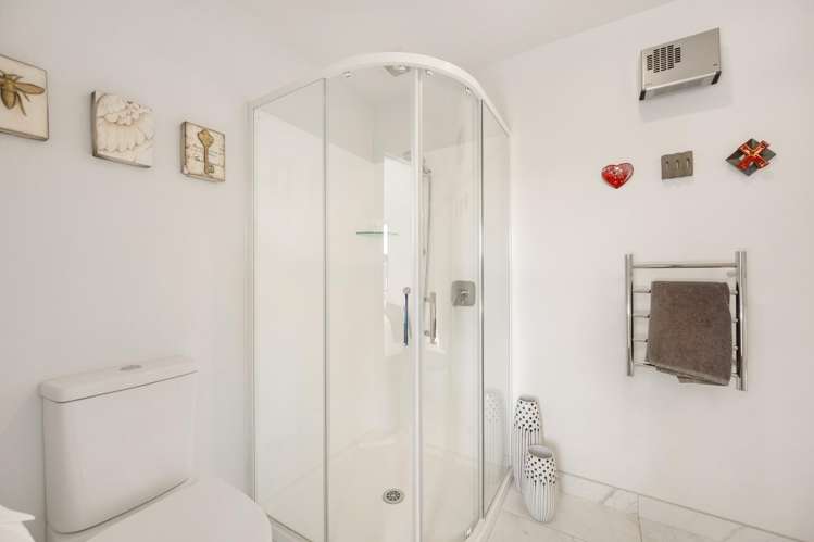13 Daytona Avenue Cromwell_36