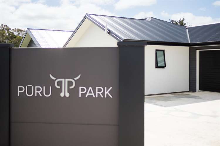 170 Bridge Street Bulls_16