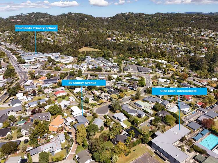 30 Sunray Avenue Titirangi_31