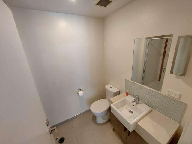 225/4 Wagener Place 1727_2
