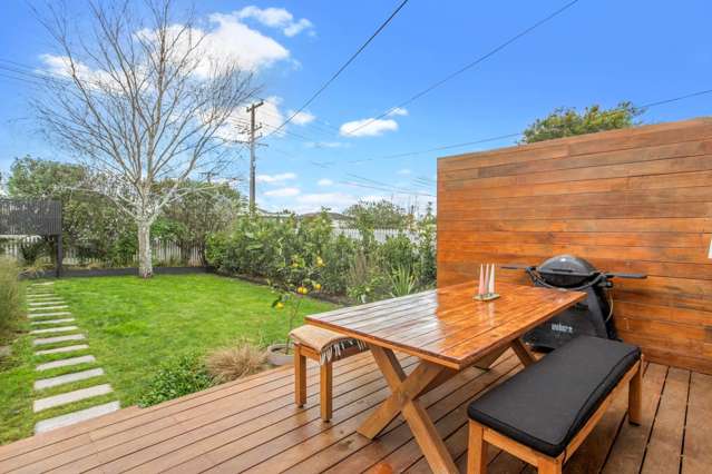 23 Archibald Road Kelston_2