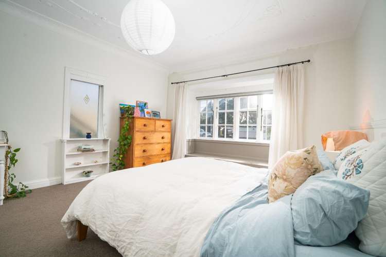 42C Apu Crescent Lyall Bay_9