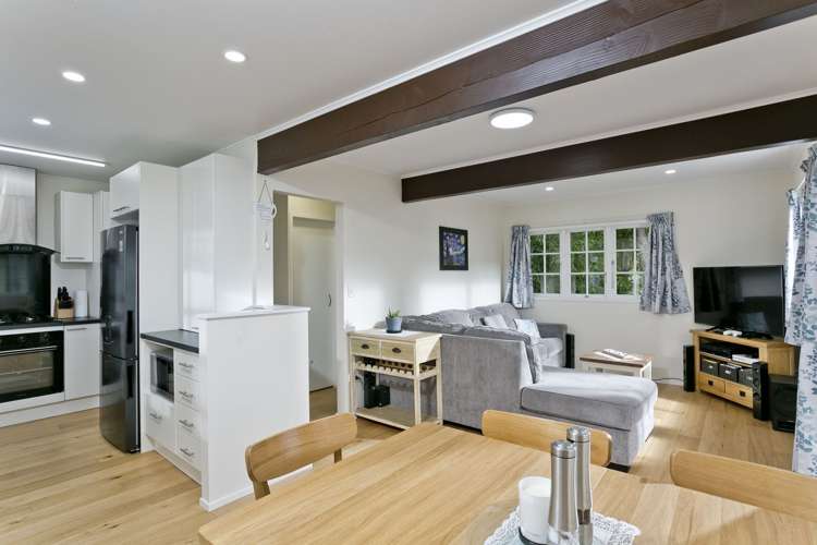 2/8 Abbeygate Street Birkdale_6