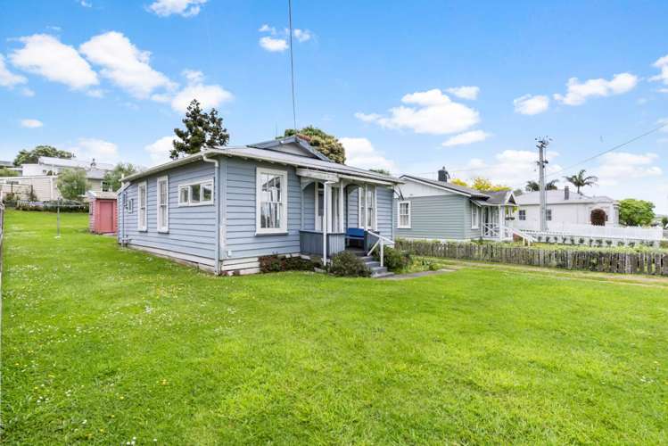 35 Awaroa Road Helensville_1