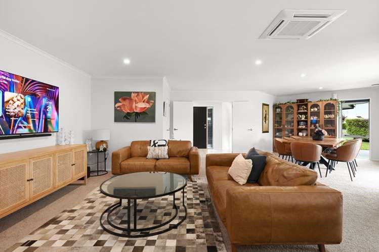 45 Plescher Crescent Cambridge_2