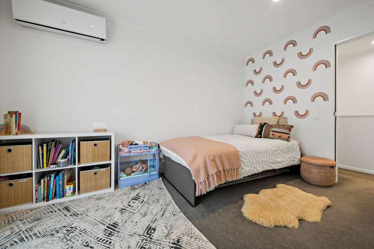 10 Arthur Rolfe Lane Swanson_10