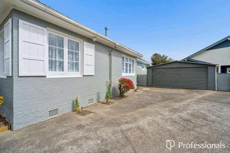 15 Naenae Road Naenae_16