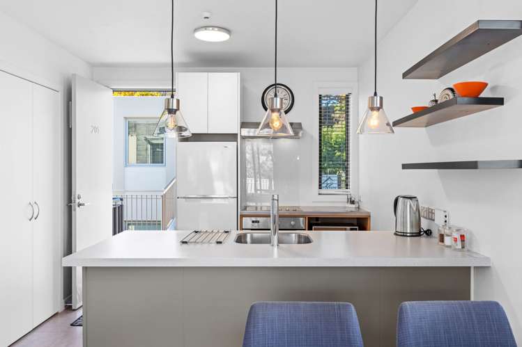 201/29 Warren Street Wanaka_6