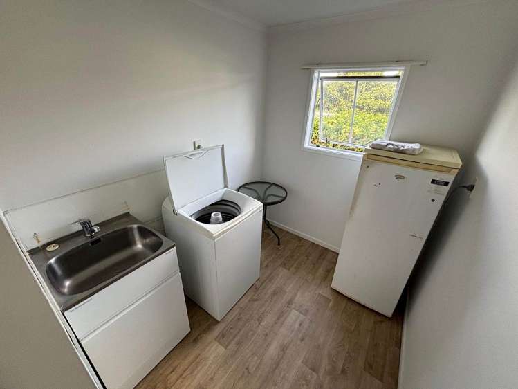Room 11 28 Court Crescent Panmure_10