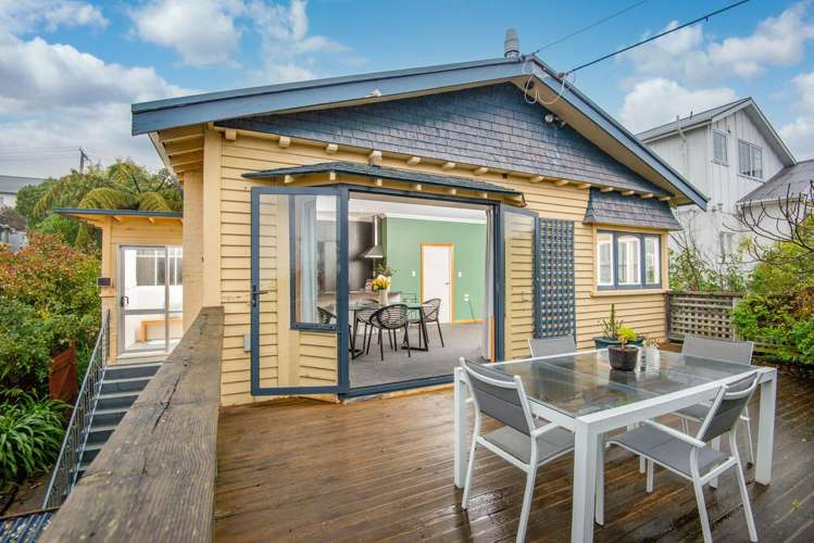 10 Traquair Street_0