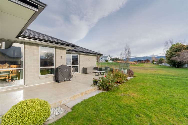 25 Tawera Place Te Anau_33