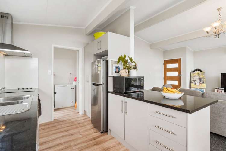 9 Serrano Place Clover Park_10