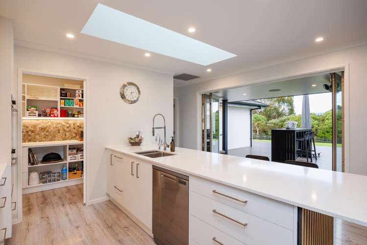 61 Hartwell Drive Kelvin Grove_10