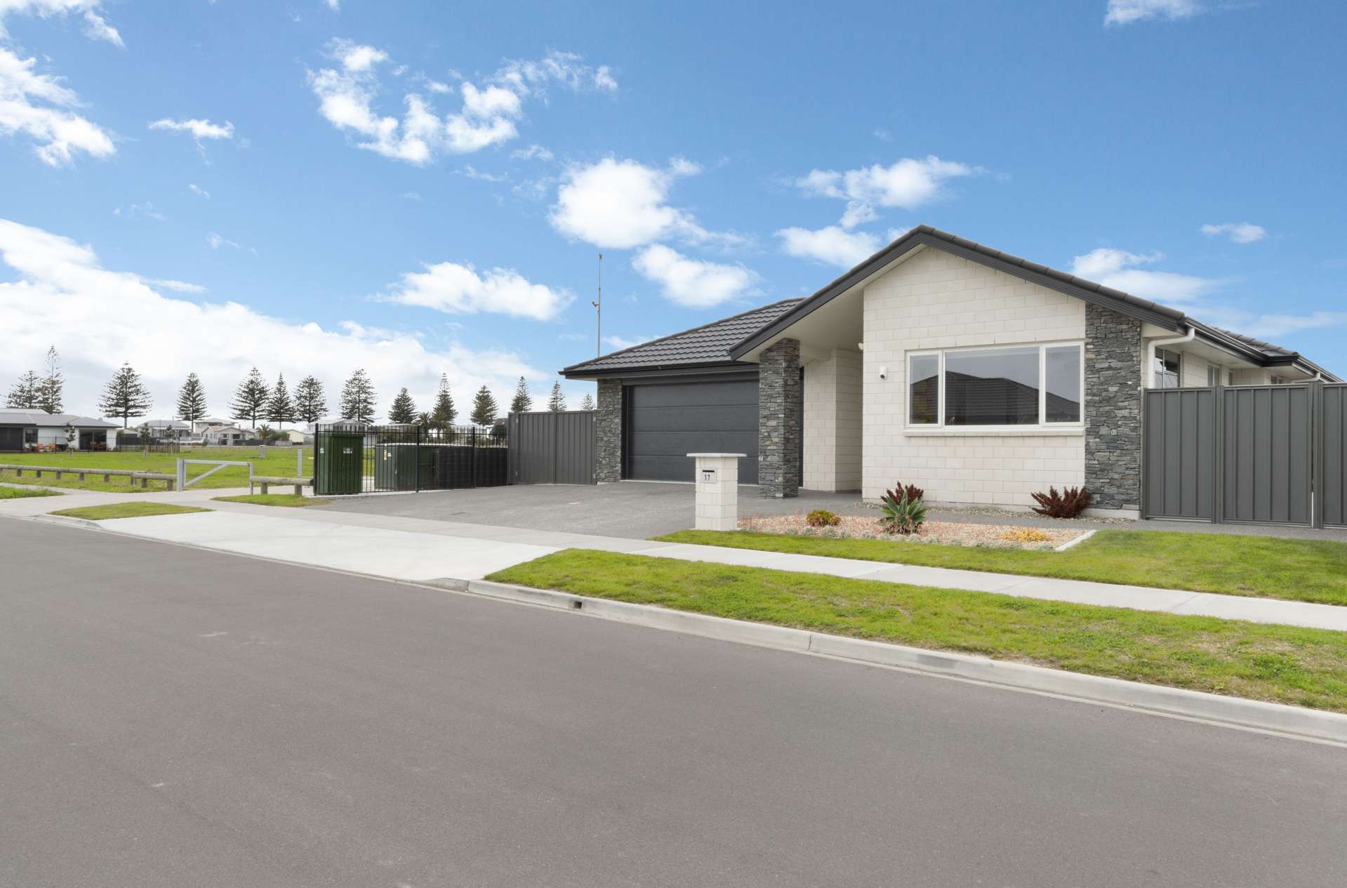 17 Hurunui Drive Te Awa_0