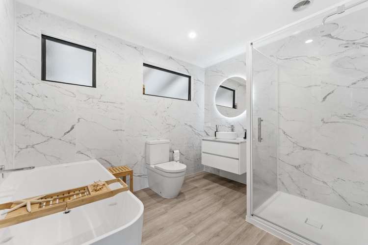 7 Hawaiian Parade Arkles Bay_16