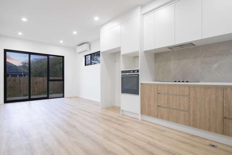 8/40 Saint Leonards Road Kelston_1