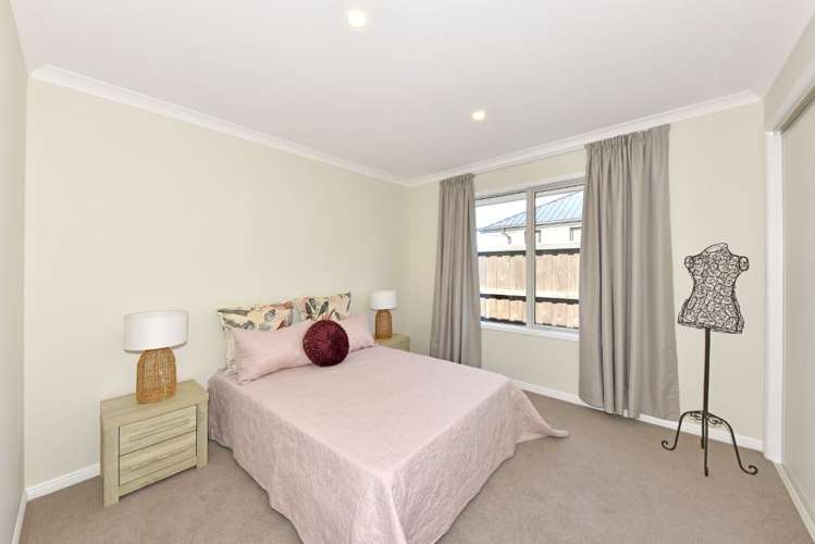 10 Biggles Place Lincoln_18