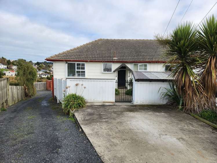 15 Milford Avenue Calton Hill_12