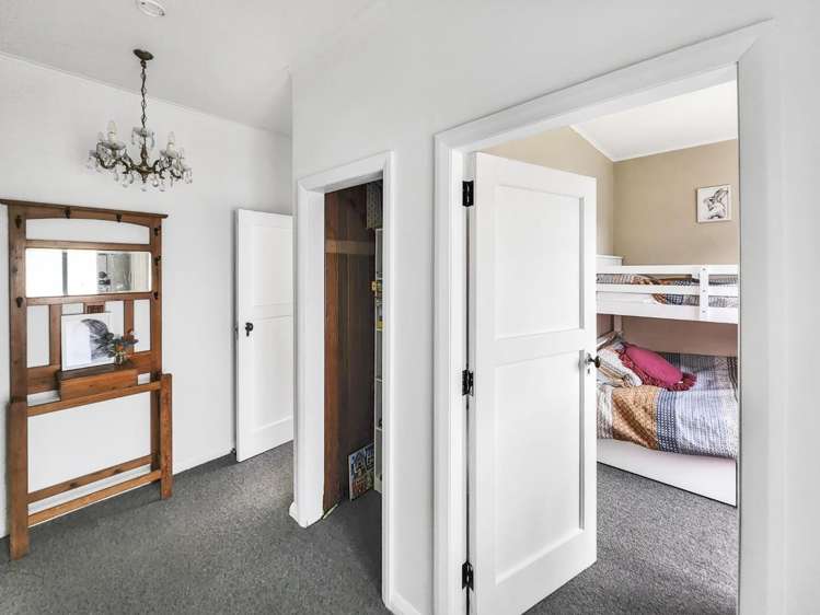 1 Tyndall Street 1369_6